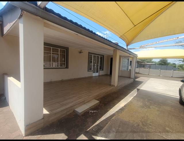 3 BEDROOM HOUSE TO LET IN VANDERBIJLPARK CW 5